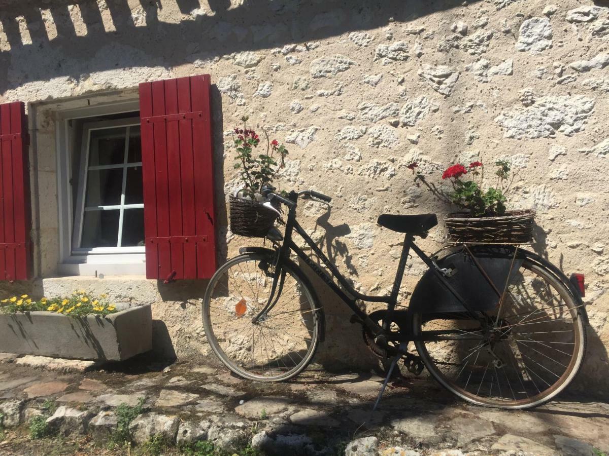 Le Peyrail Panzió Les Lèves-et-Thoumeyragues Kültér fotó